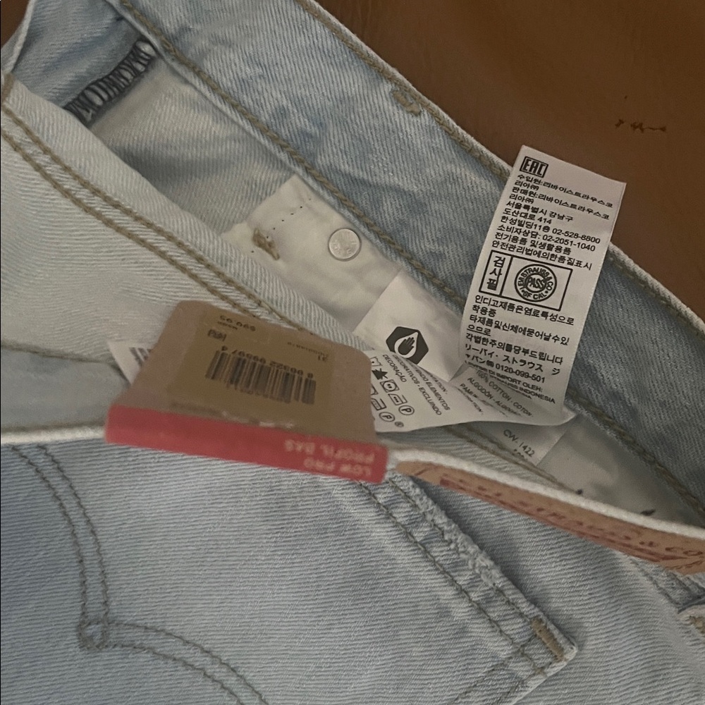 Levi's (31) Low Pro Profil Bas Mid Rise Straight distressed - Picture 8 of 13
